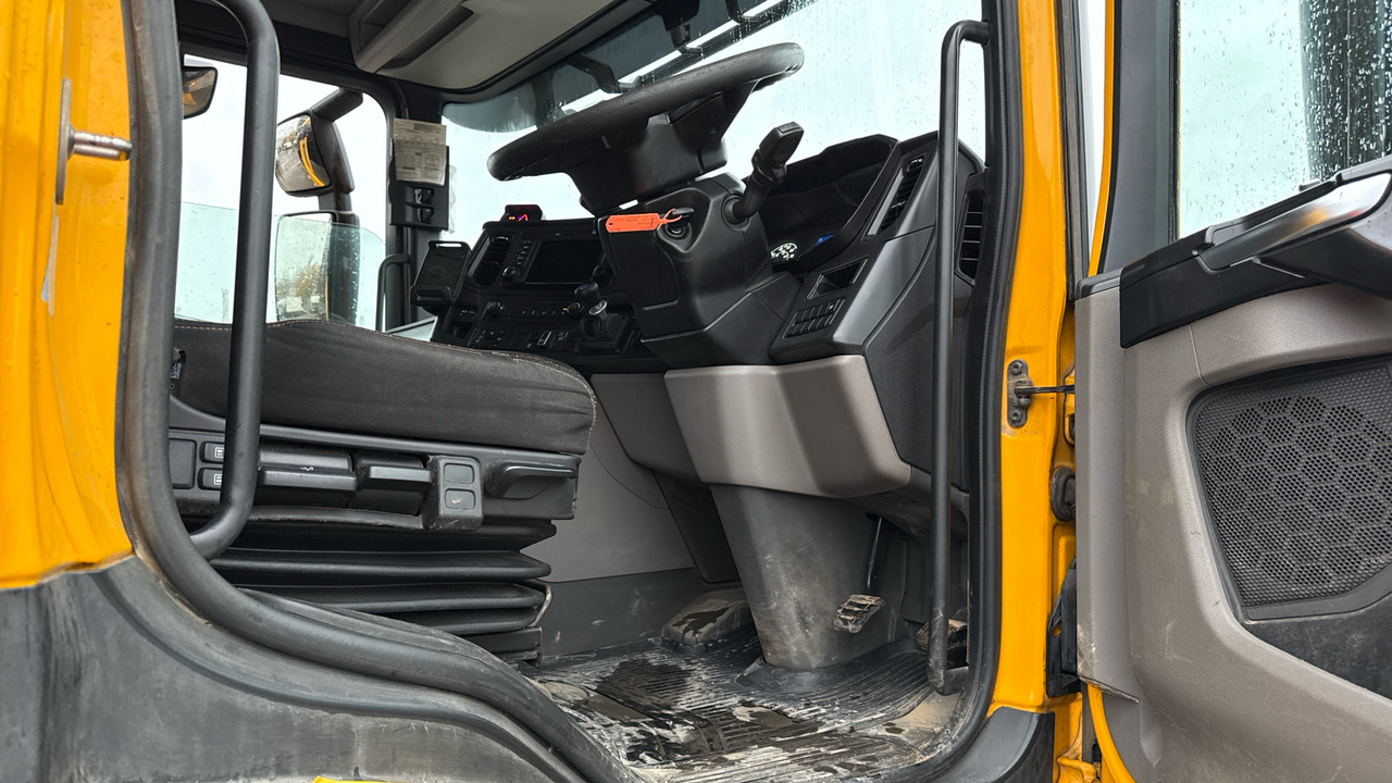 SCANIA P 410 XT - Tipper: picture 5 SCANIA P 410 XT - Tipper: picture 5