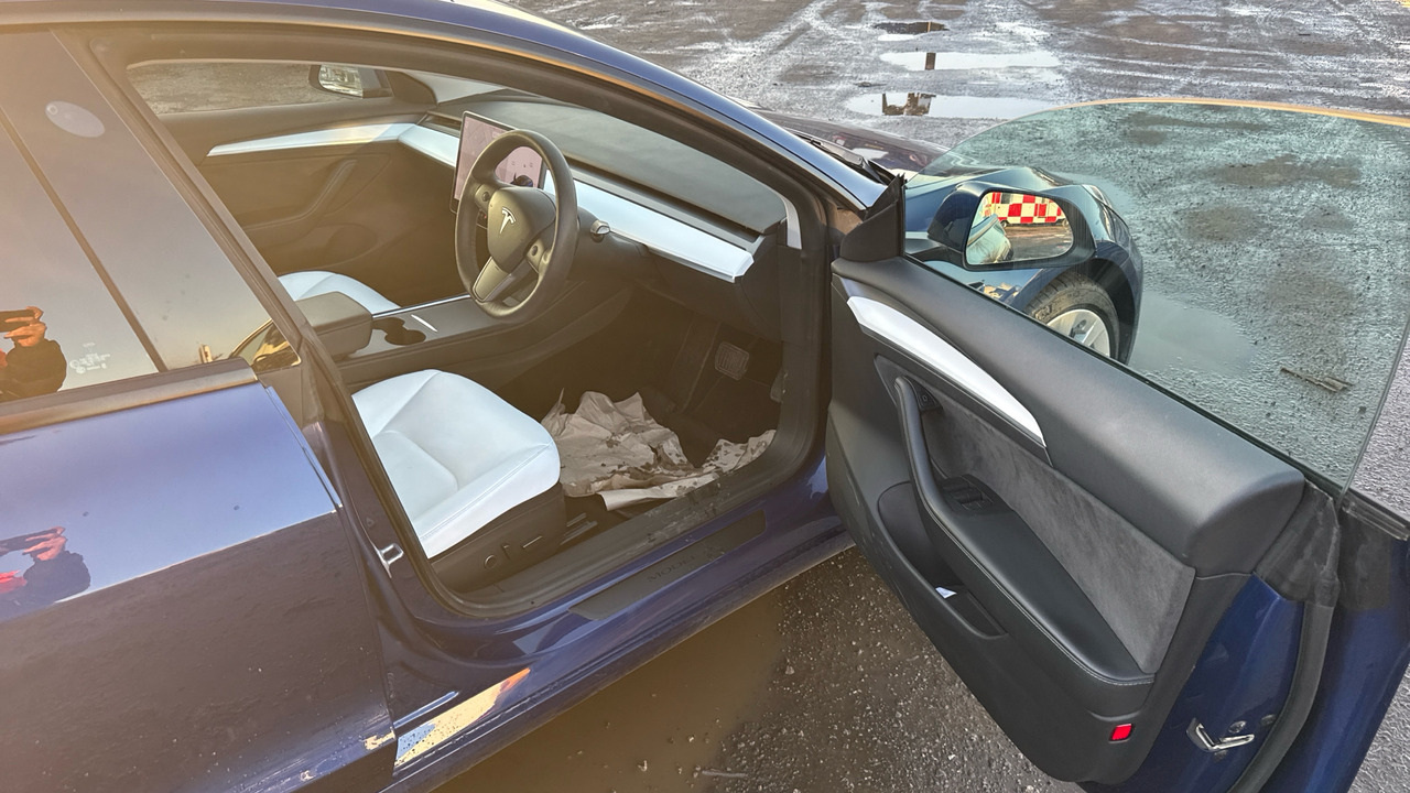 TESLA MODEL 3 LONG RANGE DUAL MOTOR - Sedan: picture 5 TESLA MODEL 3 LONG RANGE DUAL MOTOR - Sedan: picture 5