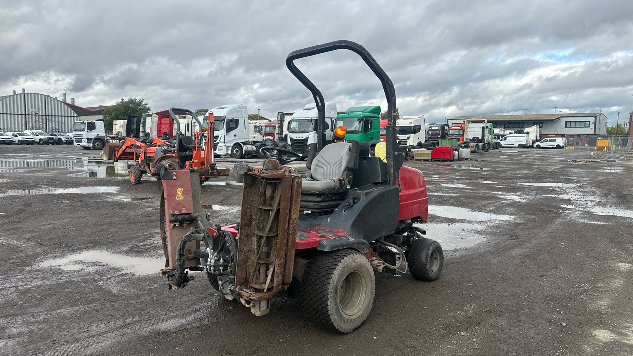 TORO LT3340 - Garden mower: picture 2 TORO LT3340 - Garden mower: picture 2
