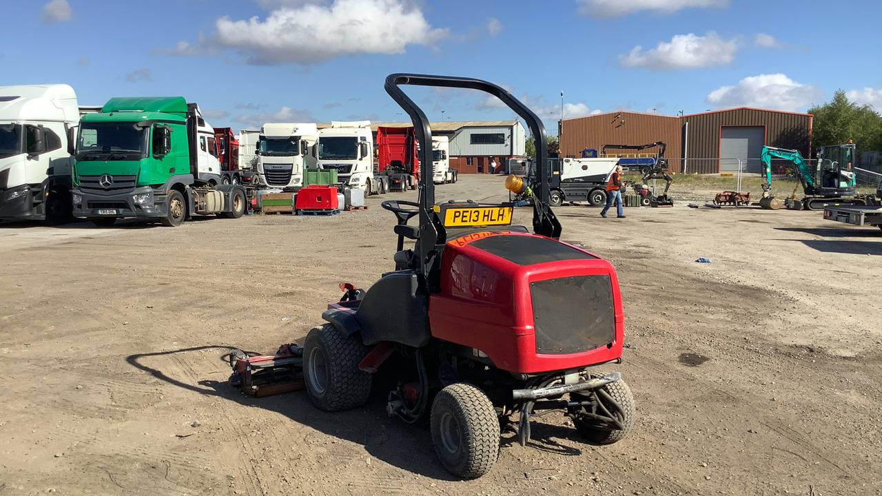 TORO LT3340 - Garden mower: picture 3 TORO LT3340 - Garden mower: picture 3