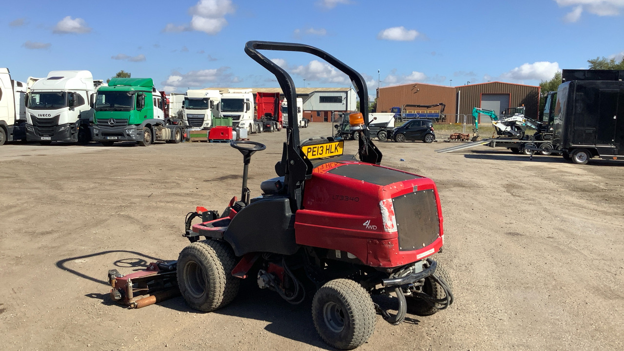 TORO LT3340 - Garden mower: picture 4 TORO LT3340 - Garden mower: picture 4
