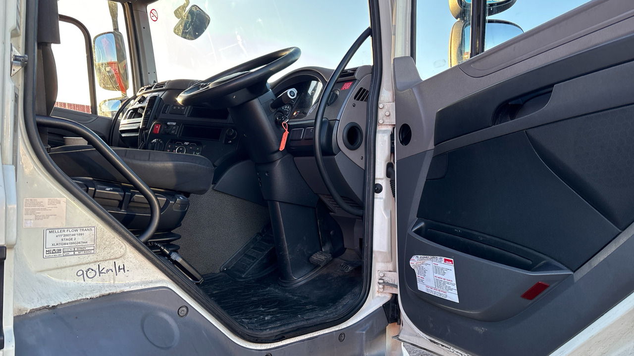 DAF CF 450 - Tractor unit: picture 5 DAF CF 450 - Tractor unit: picture 5