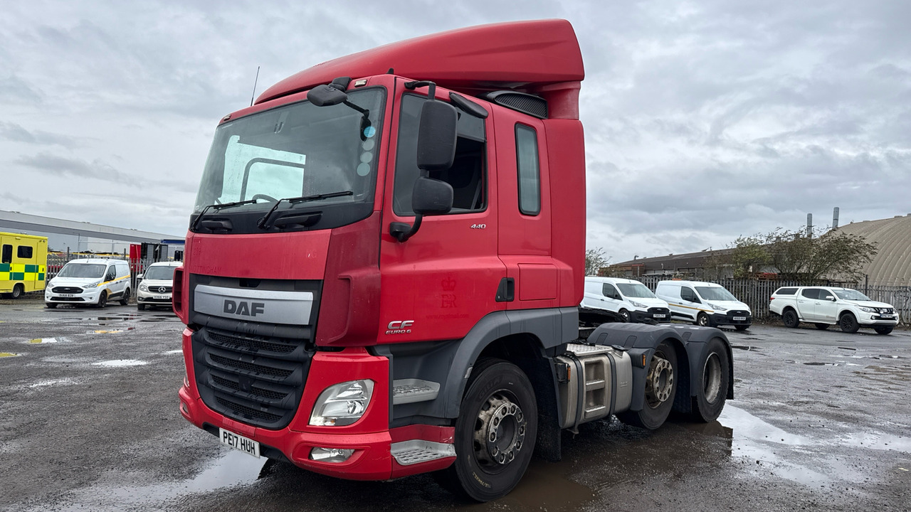 Daf CF 440 - Tractor unit: picture 2 Daf CF 440 - Tractor unit: picture 2