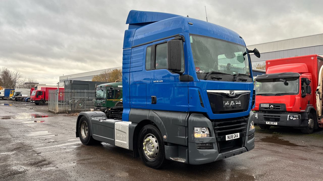 MAN TGX 18.420 - Tractor unit: picture 1 MAN TGX 18.420 - Tractor unit: picture 1