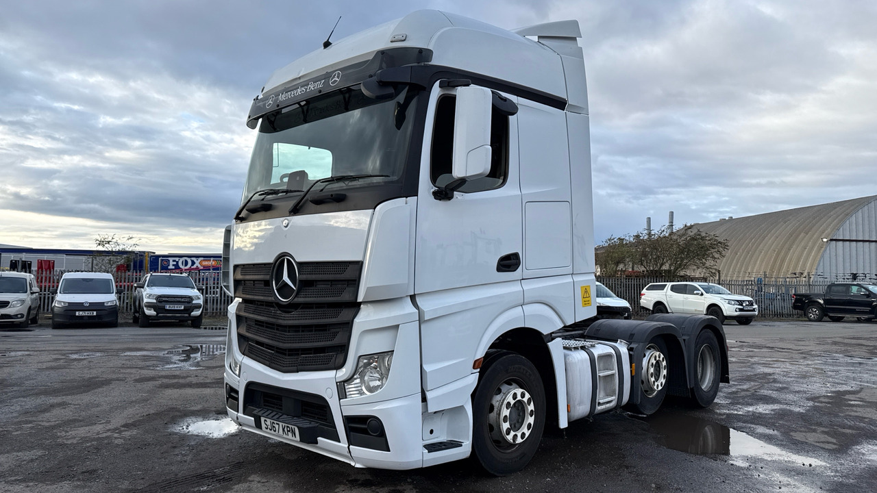 MERCEDES-BENZ ACTROS - Tractor unit: picture 2 MERCEDES-BENZ ACTROS - Tractor unit: picture 2