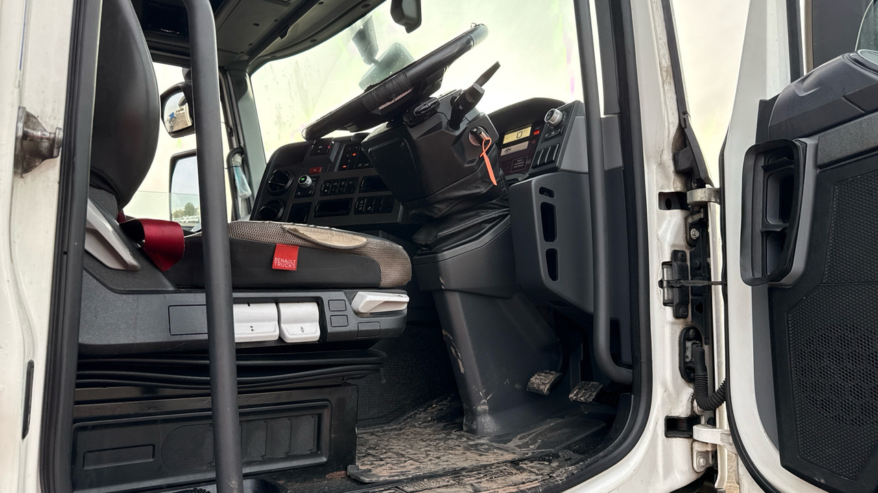 RENAULT T  460 - Tractor unit: picture 5 RENAULT T  460 - Tractor unit: picture 5