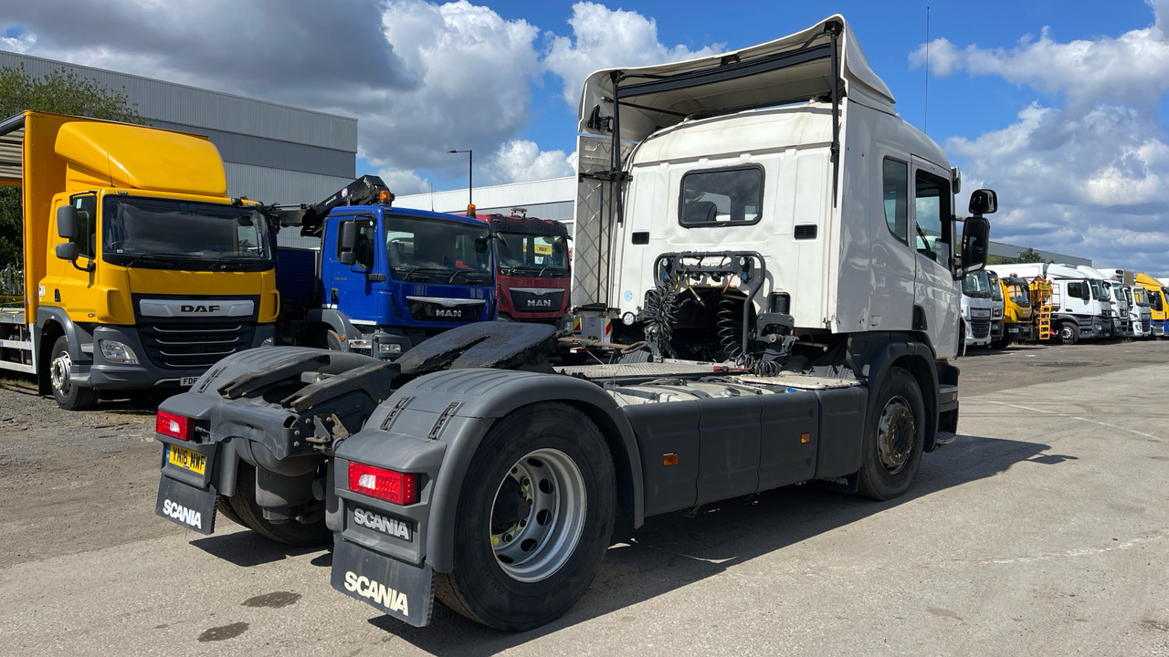 SCANIA P 410 - Tractor unit: picture 4 SCANIA P 410 - Tractor unit: picture 4