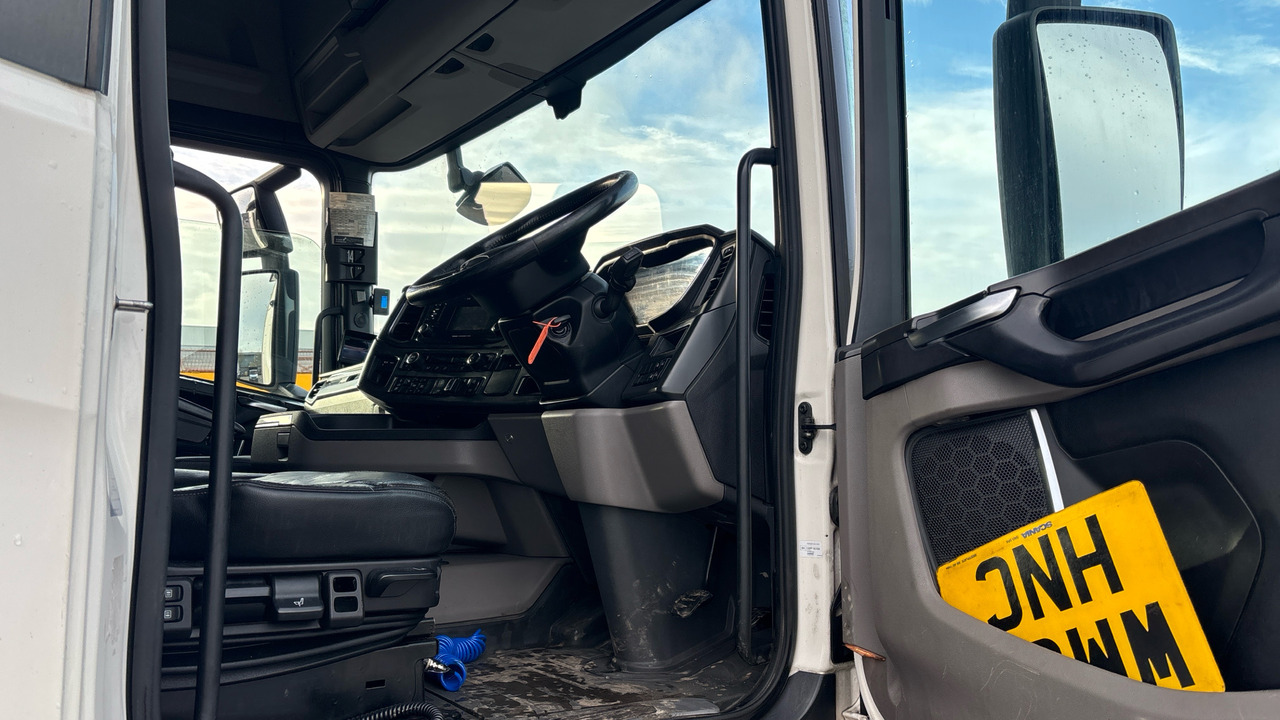SCANIA R 450 - Tractor unit: picture 5 SCANIA R 450 - Tractor unit: picture 5