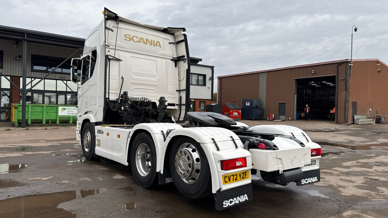 SCANIA R 560 SUPER - Tractor unit: picture 3 SCANIA R 560 SUPER - Tractor unit: picture 3