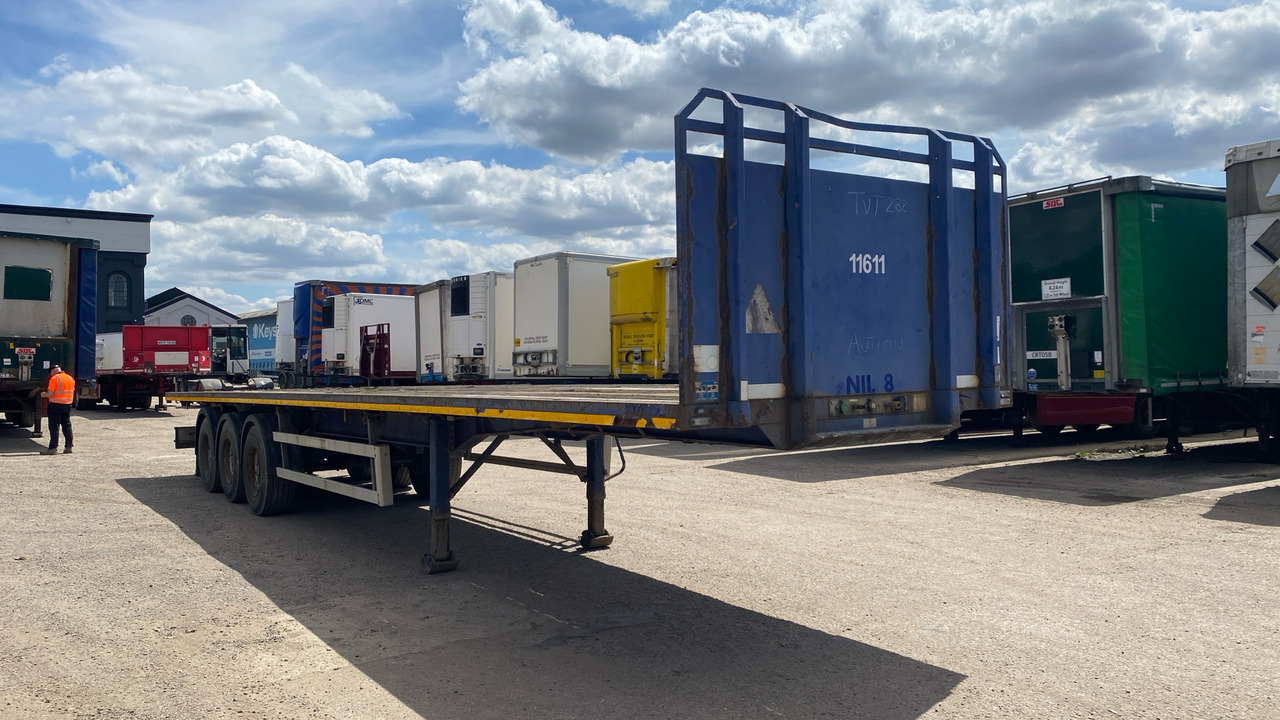 MONTRACON FLAT - Trailer: picture 2 MONTRACON FLAT - Trailer: picture 2
