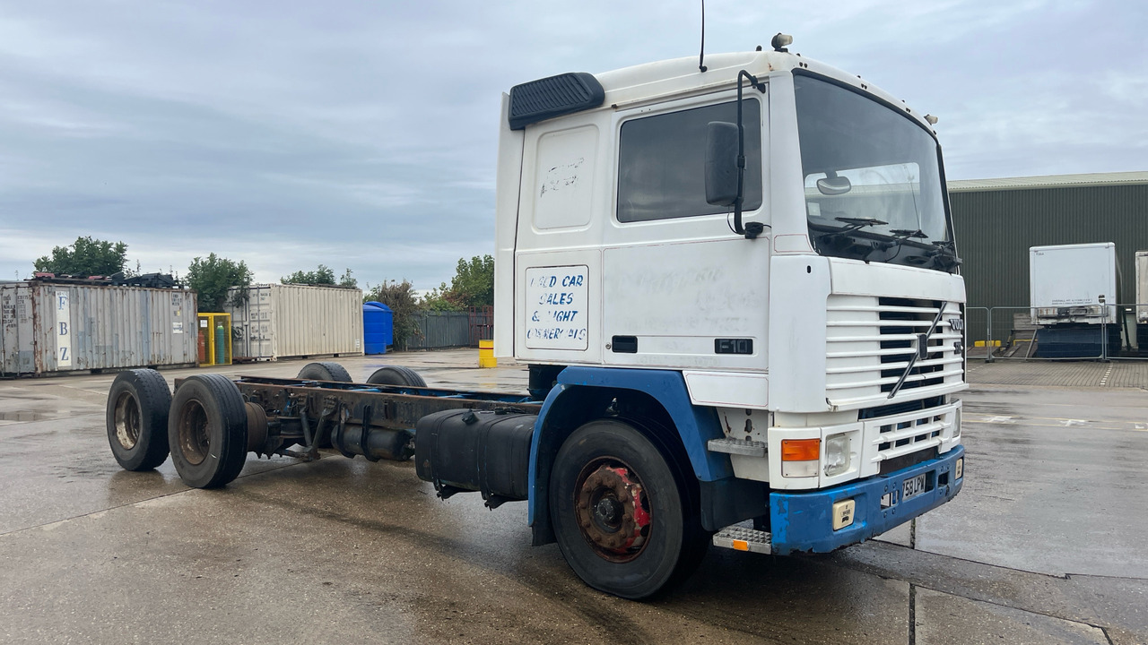 VOLVO F10 - Cab chassis truck: picture 1 VOLVO F10 - Cab chassis truck: picture 1
