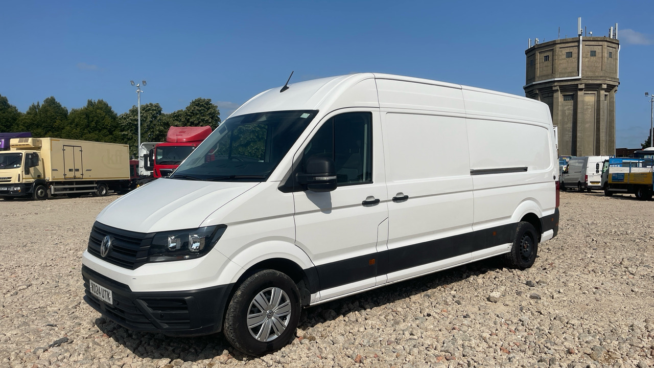 Volkswagen Crafter CR35 COMMERCE PLUS 2.0 TDI 140PS - Panel van: picture 2 Volkswagen Crafter CR35 COMMERCE PLUS 2.0 TDI 140PS - Panel van: picture 2