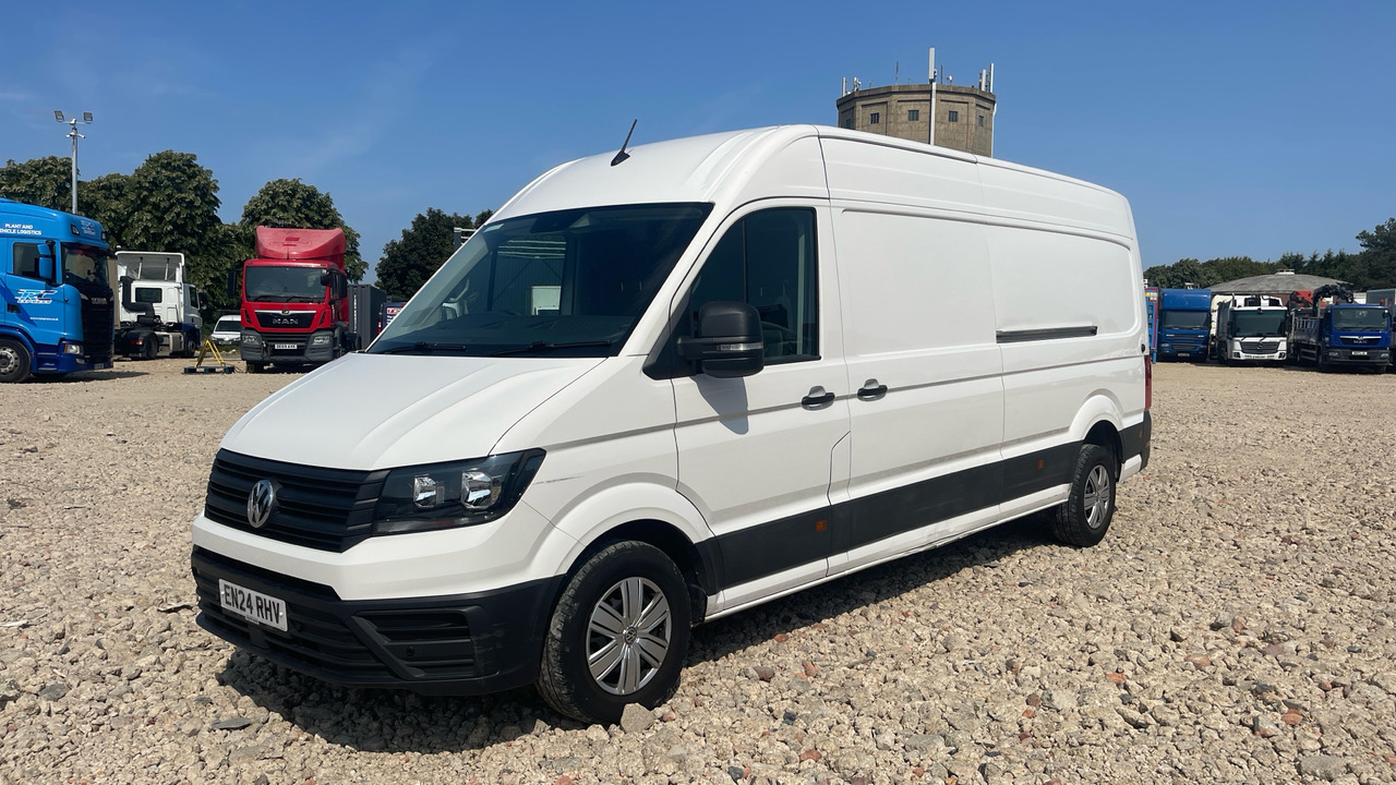 Volkswagen Crafter CR35 COMMERCE PLUS 2.0 TDI 140PS - Panel van: picture 2 Volkswagen Crafter CR35 COMMERCE PLUS 2.0 TDI 140PS - Panel van: picture 2