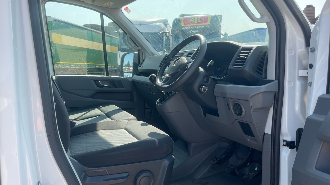 Volkswagen Crafter CR35 COMMERCE PLUS 2.0 TDI 140PS - Panel van: picture 5 Volkswagen Crafter CR35 COMMERCE PLUS 2.0 TDI 140PS - Panel van: picture 5