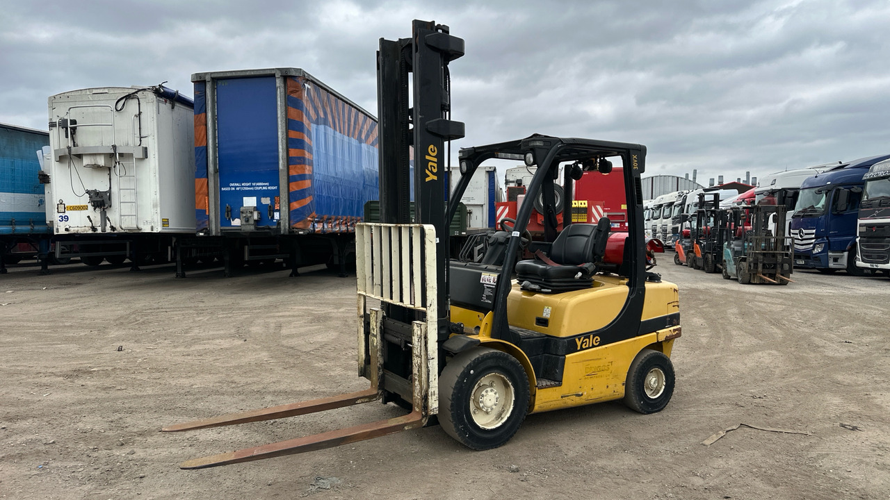 YALE GLP30VX V2795 - Forklift: picture 2 YALE GLP30VX V2795 - Forklift: picture 2