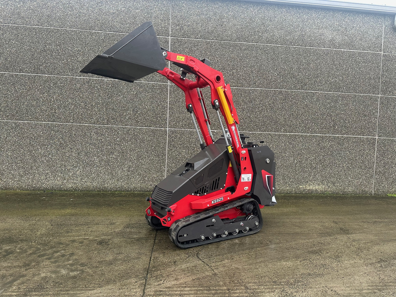 Rhinoceros KS925 - Skid steer loader: picture 5 Rhinoceros KS925 - Skid steer loader: picture 5