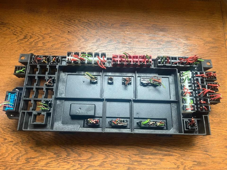 IVECO Sicherungskasten Multiplex System Body Computer 504360323 - Fuse for Truck: picture 3 IVECO Sicherungskasten Multiplex System Body Computer 504360323 - Fuse for Truck: picture 3