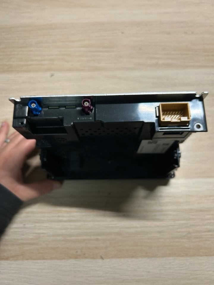 MAN TGL TGM TGS TGX Control Unit 81.27607-6001 - ECU: picture 4 MAN TGL TGM TGS TGX Control Unit 81.27607-6001 - ECU: picture 4