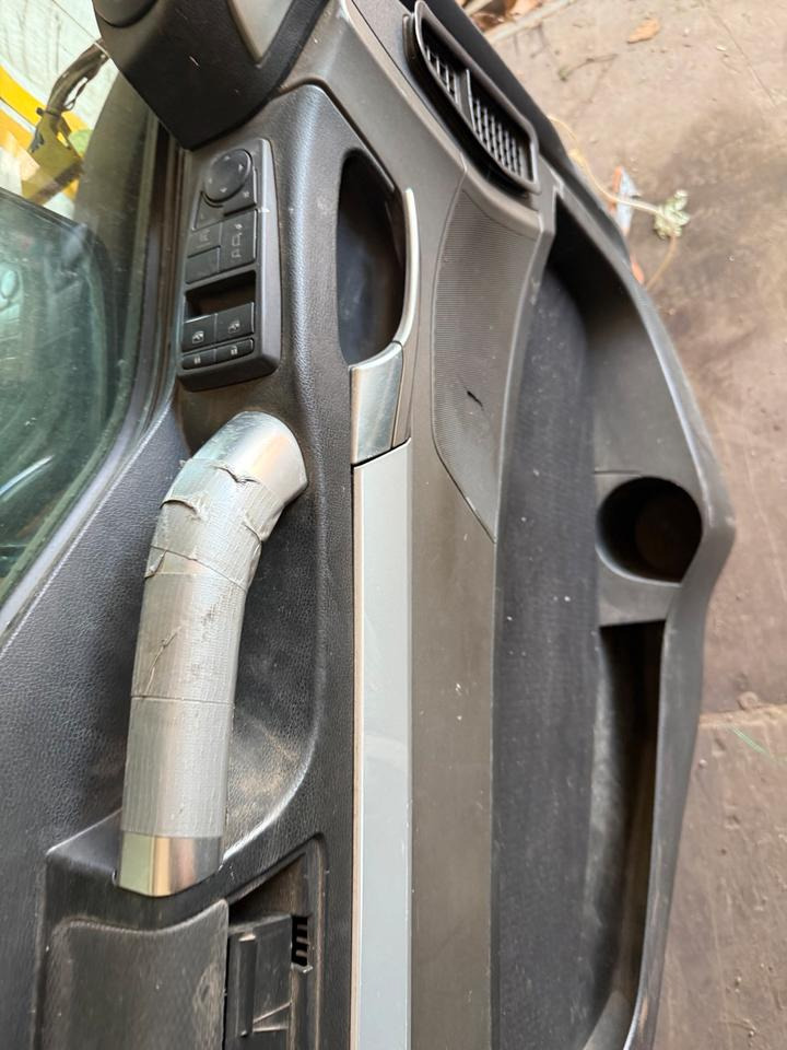 MAN TGS EU6 Fahrertür Orange Spiegel Innenverkleidung LN 79 - Door and parts for Truck: picture 4 MAN TGS EU6 Fahrertür Orange Spiegel Innenverkleidung LN 79 - Door and parts for Truck: picture 4