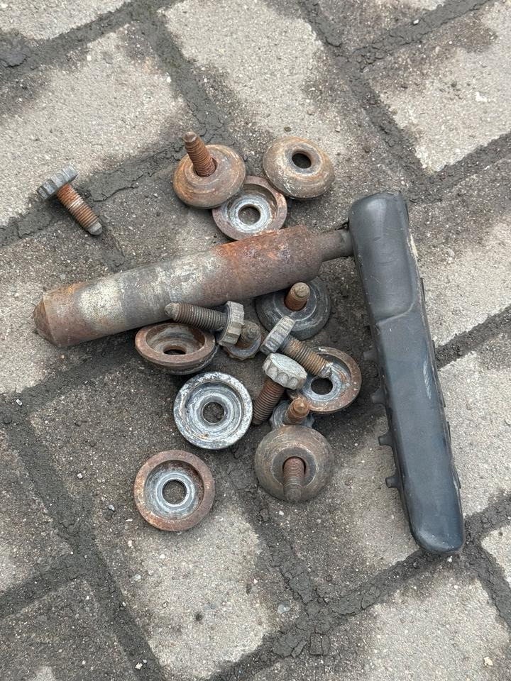 Bumper for Truck MAN TGX Eisen Stoßstange komplett: picture 8 Bumper for Truck MAN TGX Eisen Stoßstange komplett: picture 8