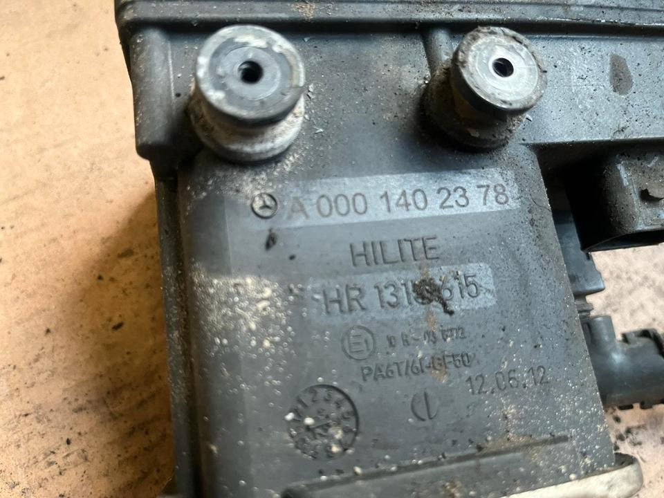 Mercedes Actros MP4 AdBlue Pumpe A0001402378 - Fuel pump for Truck: picture 2 Mercedes Actros MP4 AdBlue Pumpe A0001402378 - Fuel pump for Truck: picture 2