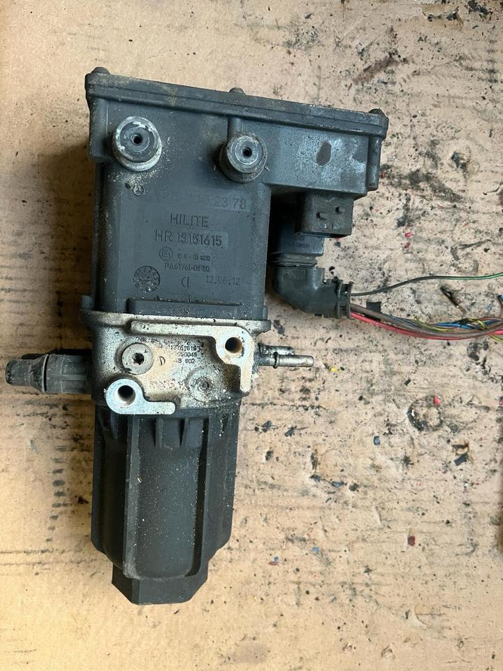 Mercedes Actros MP4 AdBlue Pumpe A0001402378 - Fuel pump for Truck: picture 3 Mercedes Actros MP4 AdBlue Pumpe A0001402378 - Fuel pump for Truck: picture 3