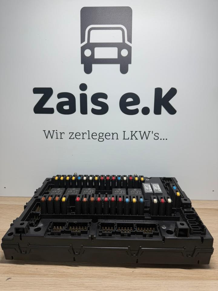 Mercedes Actros MP4 Sicherungskasten A0014462458 - Fuse for Truck: picture 1 Mercedes Actros MP4 Sicherungskasten A0014462458 - Fuse for Truck: picture 1