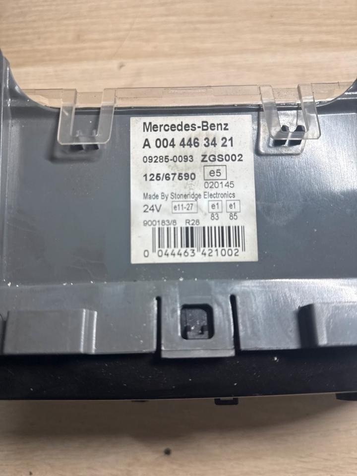 Mercedes Ategi kombiinstrument Tacho A0044463421 - Dashboard for Truck: picture 4 Mercedes Ategi kombiinstrument Tacho A0044463421 - Dashboard for Truck: picture 4