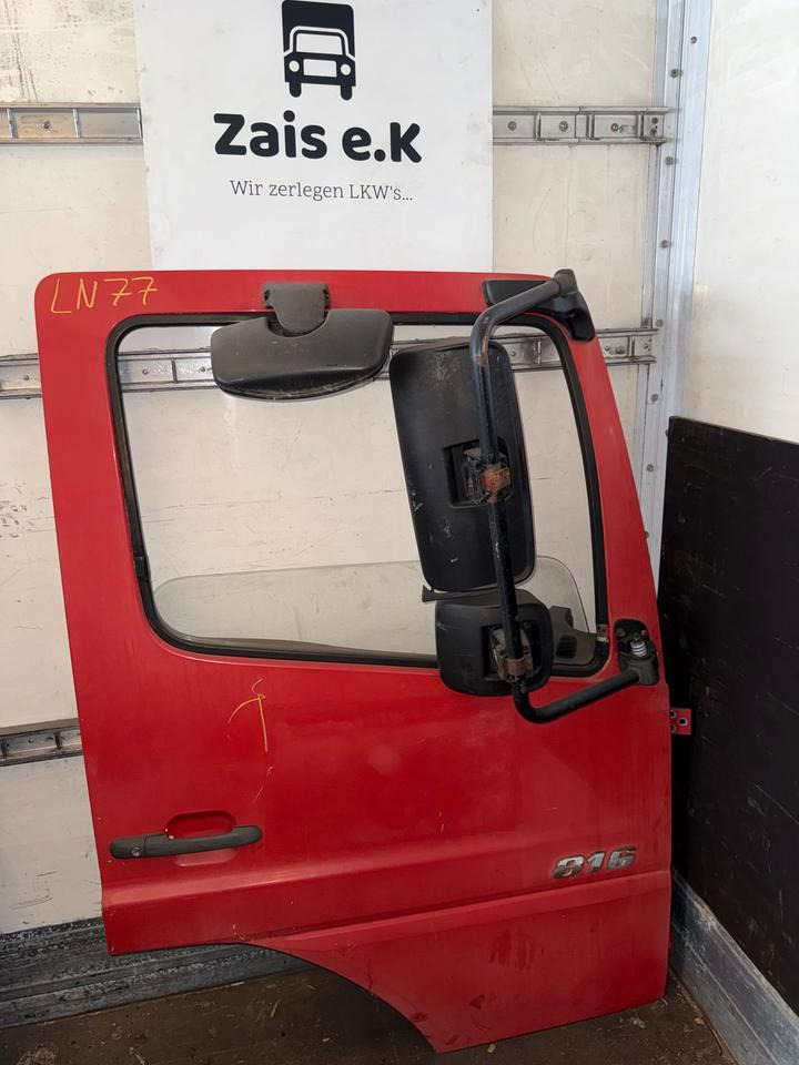Mercedes Atego 2 Beifahrertür Rot Spiegel Innenverkleidung LN 77 - Door and parts for Truck: picture 1 Mercedes Atego 2 Beifahrertür Rot Spiegel Innenverkleidung LN 77 - Door and parts for Truck: picture 1