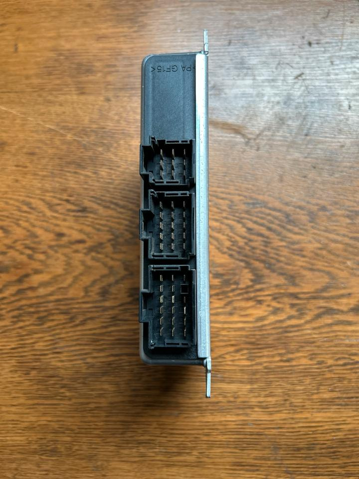 Mercedes Atego Knorr-Bremse ABS Steuergerät A004464014 - ECU for Truck: picture 2 Mercedes Atego Knorr-Bremse ABS Steuergerät A004464014 - ECU for Truck: picture 2