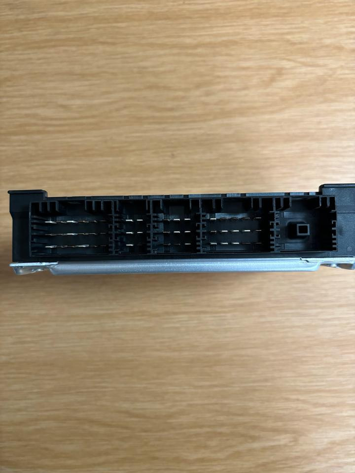 Mercedes KNORR BREMSE ABS Elektronik Steuergerät A0004464314 - ECU for Truck: picture 3 Mercedes KNORR BREMSE ABS Elektronik Steuergerät A0004464314 - ECU for Truck: picture 3