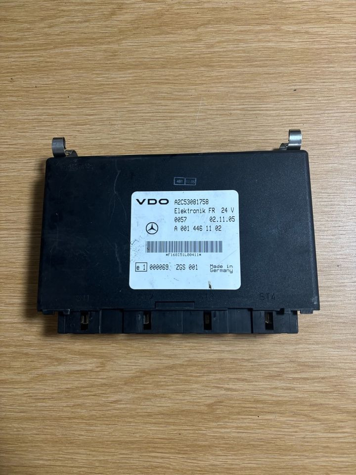 Mercedes VDO Elektronik FR Steuergerät A0014461102 - ECU for Truck: picture 1 Mercedes VDO Elektronik FR Steuergerät A0014461102 - ECU for Truck: picture 1