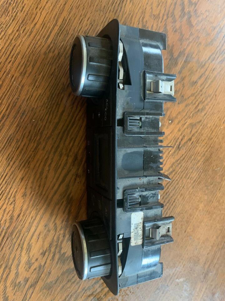 MAN Klimabendienteil Lüftung Klima 81.61990.6081 - Spare parts: picture 2 MAN Klimabendienteil Lüftung Klima 81.61990.6081 - Spare parts: picture 2