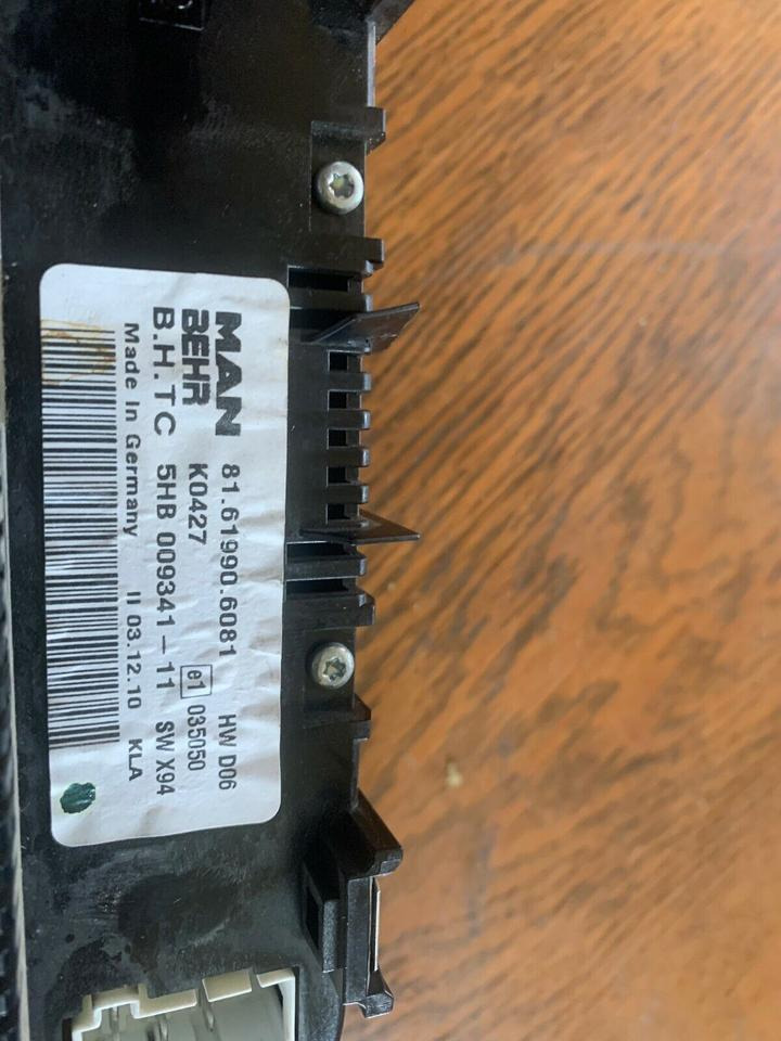 MAN Klimabendienteil Lüftung Klima 81.61990.6081 - Spare parts: picture 3 MAN Klimabendienteil Lüftung Klima 81.61990.6081 - Spare parts: picture 3