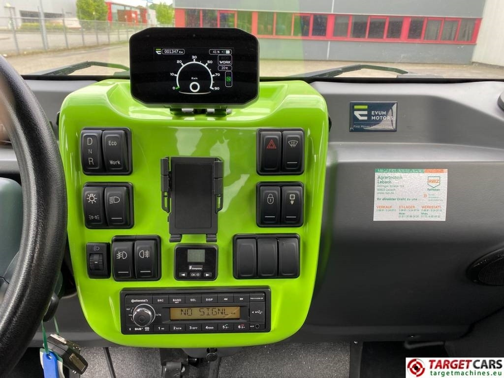 Tipper, Electric utility vehicle Evum ACar Electric UTV 3-Way-Tipper Utility Vehicle: picture 10