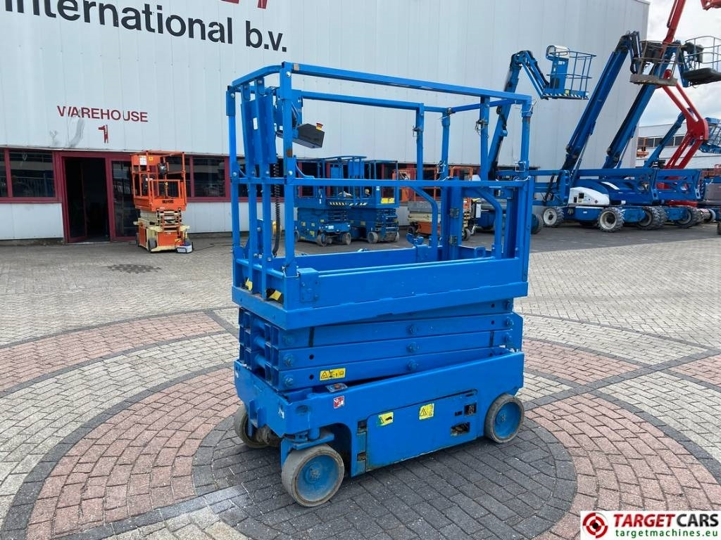 Genie GS-1932 Electric Scissor Work Lift 779cm - Scissor lift: picture 1 Genie GS-1932 Electric Scissor Work Lift 779cm - Scissor lift: picture 1