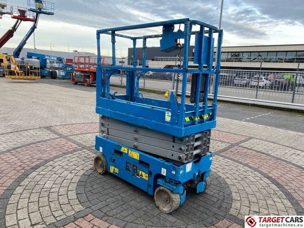 Genie GS-1932 I-Drive Electric Scissor Work Lift 779cm - Scissor lift: picture 2 Genie GS-1932 I-Drive Electric Scissor Work Lift 779cm - Scissor lift: picture 2