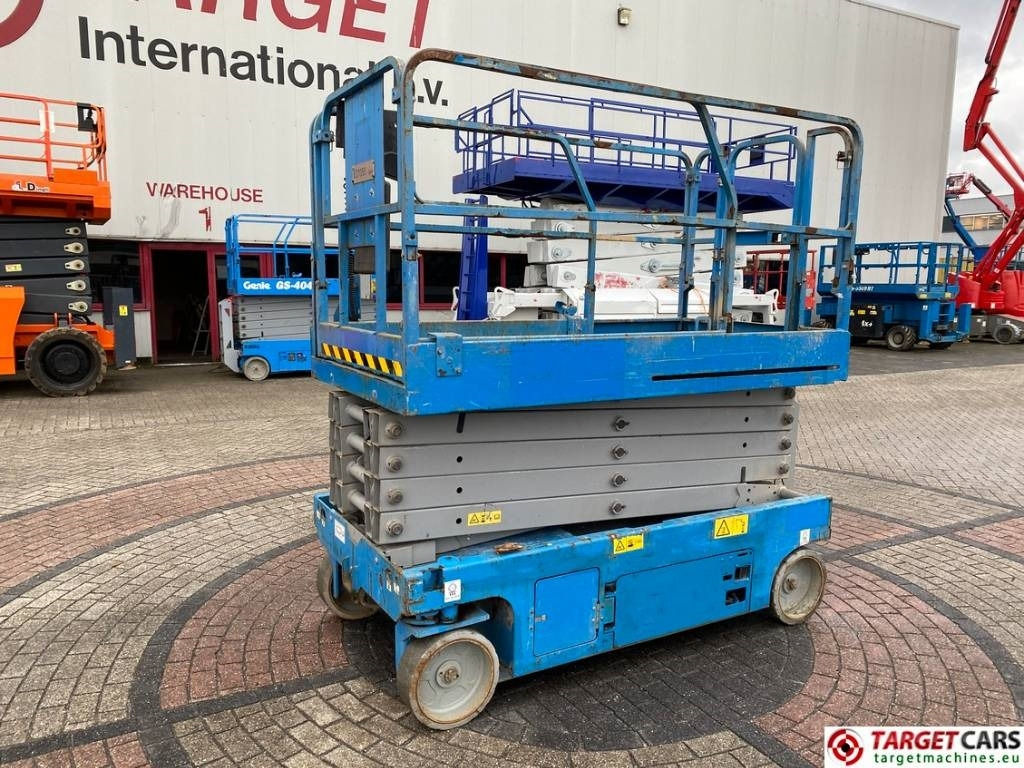 Genie GS-3246 Electric Scissor Work Lift 1175cm - Scissor lift: picture 1 Genie GS-3246 Electric Scissor Work Lift 1175cm - Scissor lift: picture 1