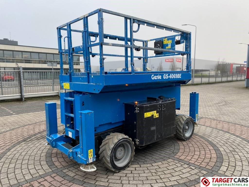 Genie GS-4069BE HyBrid Scissor Work Lift 1412cm - Scissor lift: picture 3 Genie GS-4069BE HyBrid Scissor Work Lift 1412cm - Scissor lift: picture 3
