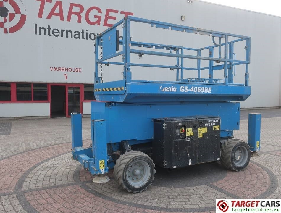 Genie GS-4069BE Hybrid 4069 Scissor Work Lift 1412cm - Scissor lift: picture 1 Genie GS-4069BE Hybrid 4069 Scissor Work Lift 1412cm - Scissor lift: picture 1