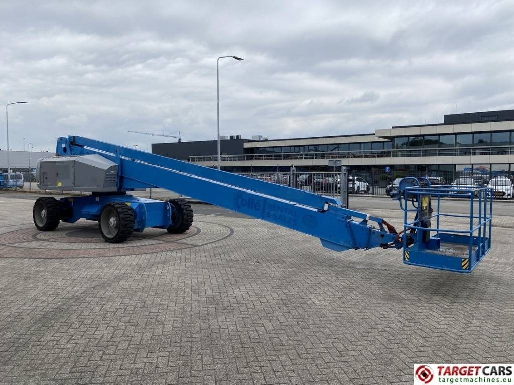 Genie S-100HD Articulated 4x4x4 Diesel Boom Lift 3248cm - Telescopic boom: picture 2 Genie S-100HD Articulated 4x4x4 Diesel Boom Lift 3248cm - Telescopic boom: picture 2