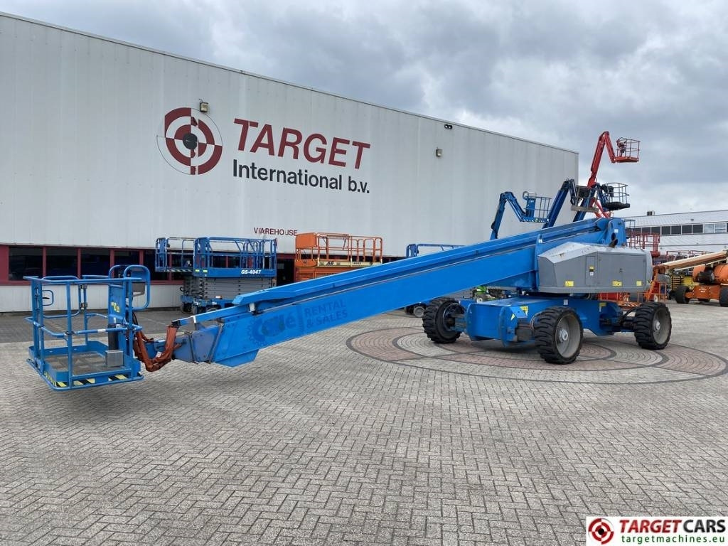 Genie S-100HD Telescopic 4x4x4 Diesel Boom Lift 3248cm - Telescopic boom: picture 1 Genie S-100HD Telescopic 4x4x4 Diesel Boom Lift 3248cm - Telescopic boom: picture 1