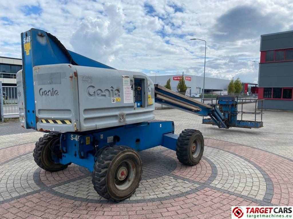 Genie S-45 Telescopic 4x4 Diesel Boom Work Lift 1572cm - Telescopic boom: picture 3 Genie S-45 Telescopic 4x4 Diesel Boom Work Lift 1572cm - Telescopic boom: picture 3