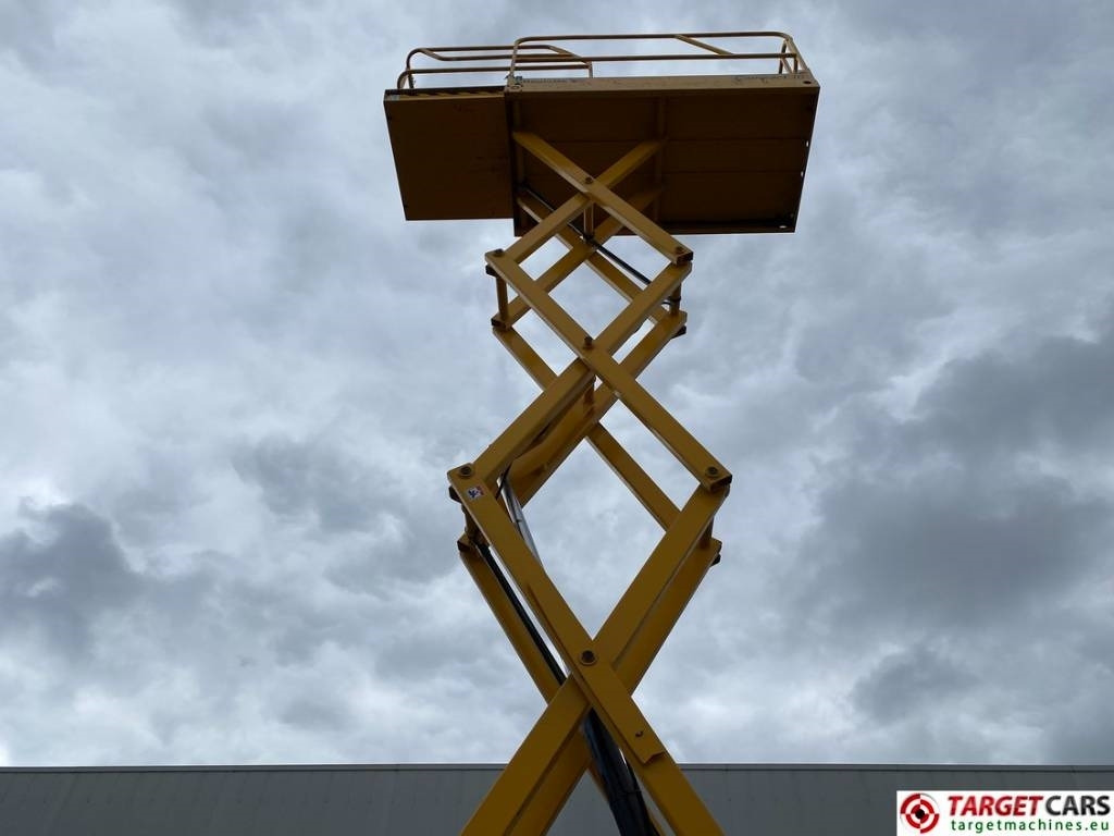 Haulotte Compact 10 Electric Scissor Work Lift 1015cm  on lease Haulotte Compact 10 Electric Scissor Work Lift 1015cm: picture 19