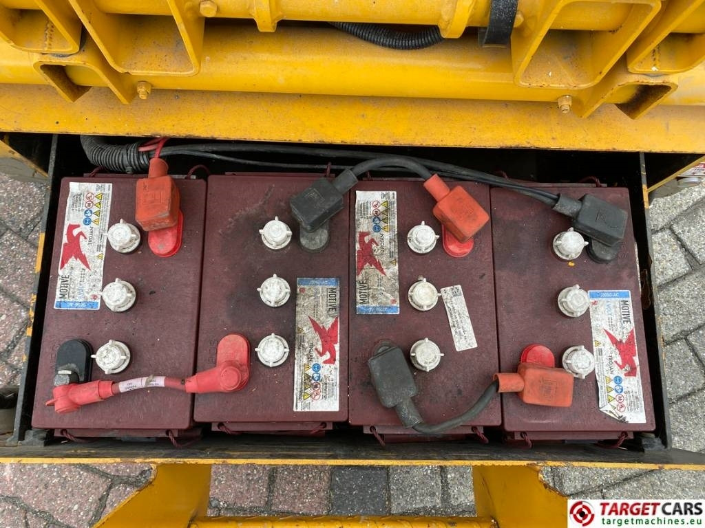 Haulotte Compact 10 Electric Scissor Work Lift 1015cm  on lease Haulotte Compact 10 Electric Scissor Work Lift 1015cm: picture 14