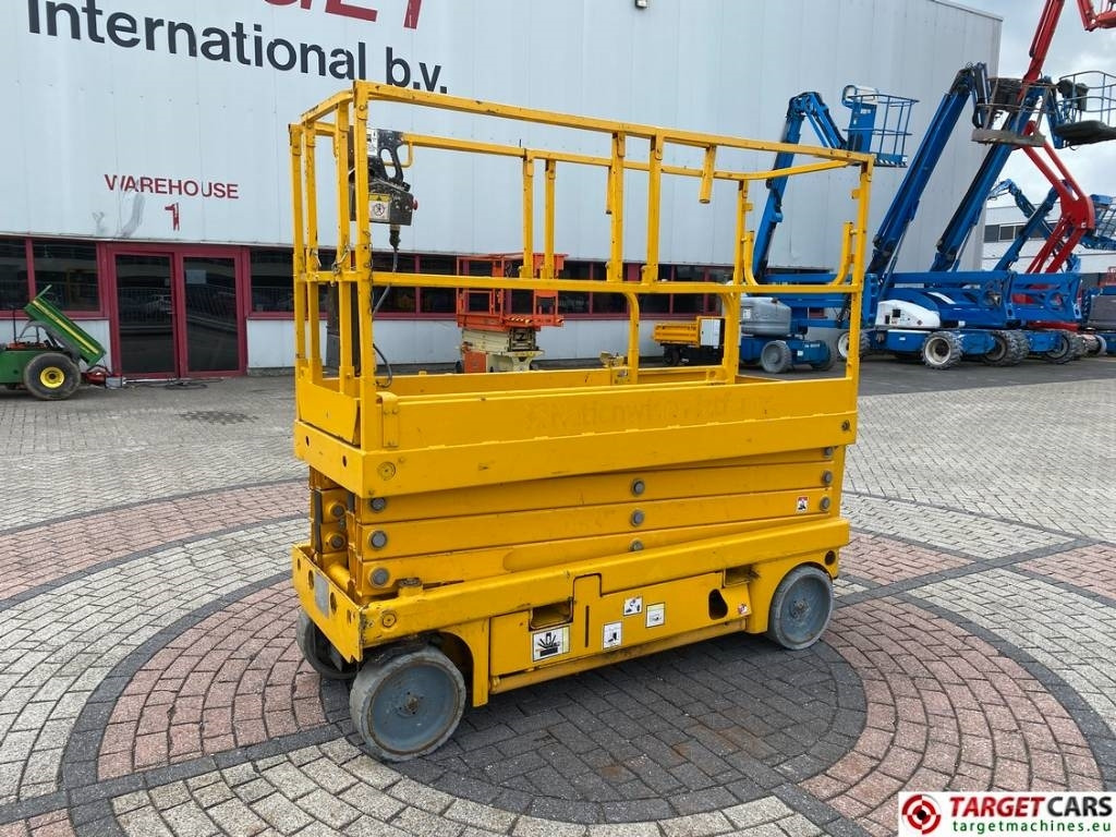 Haulotte Compact 10N Electric Scissor Work Lift 1000cm - Scissor lift: picture 1 Haulotte Compact 10N Electric Scissor Work Lift 1000cm - Scissor lift: picture 1