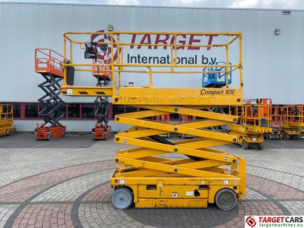 Haulotte Compact 10N Electric Scissor Work Lift 1000cm - Scissor lift: picture 5 Haulotte Compact 10N Electric Scissor Work Lift 1000cm - Scissor lift: picture 5