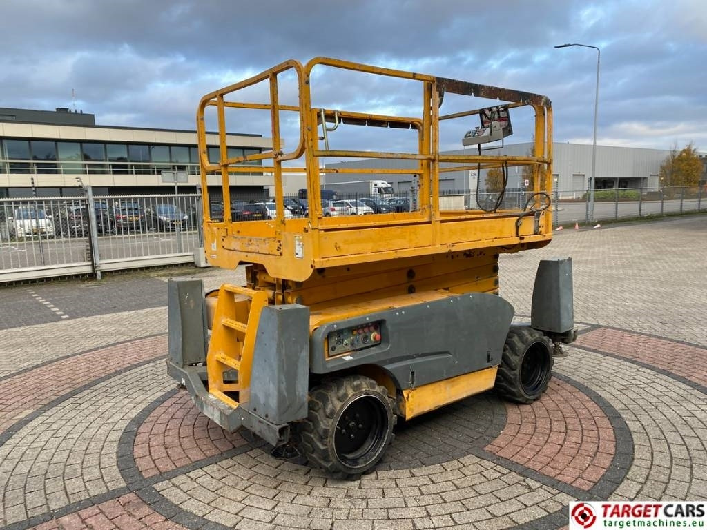 Haulotte Compact 12DX Diesel 4x4 Scissor Work Lift 1206cm - Scissor lift: picture 3 Haulotte Compact 12DX Diesel 4x4 Scissor Work Lift 1206cm - Scissor lift: picture 3