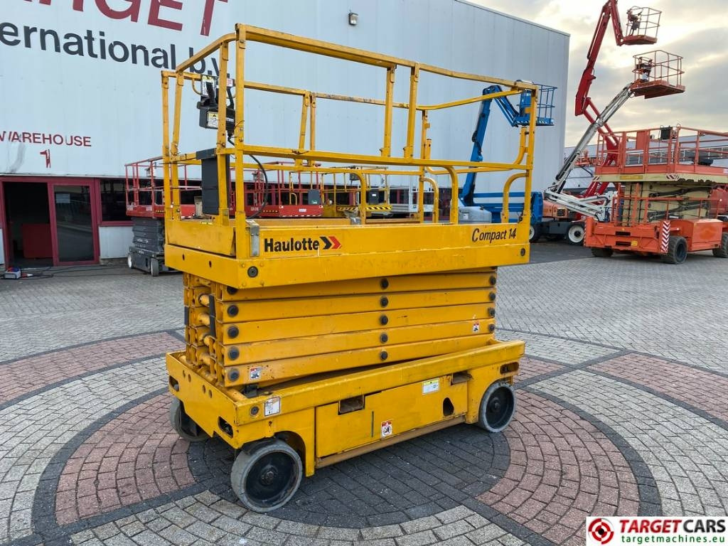 Haulotte Compact 14 Electric Scissor Work Lift 1385cm - Scissor lift: picture 1 Haulotte Compact 14 Electric Scissor Work Lift 1385cm - Scissor lift: picture 1