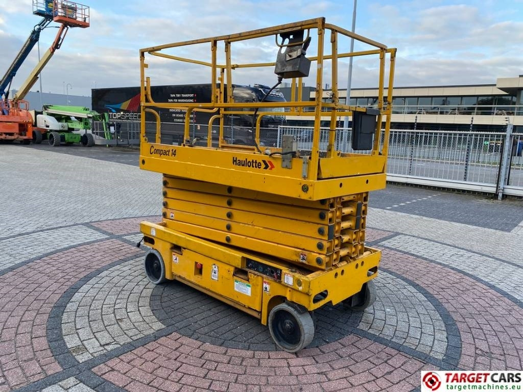 Haulotte Compact 14 Electric Scissor Work Lift 1385cm - Scissor lift: picture 2 Haulotte Compact 14 Electric Scissor Work Lift 1385cm - Scissor lift: picture 2